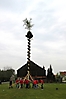 Maibaum aufstellen 2010_62